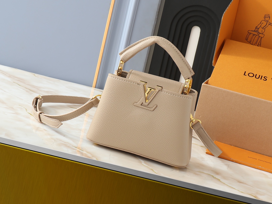 LV Capucines Bb Handbag Monogram Canvas Embossed Logo Everyday Carry